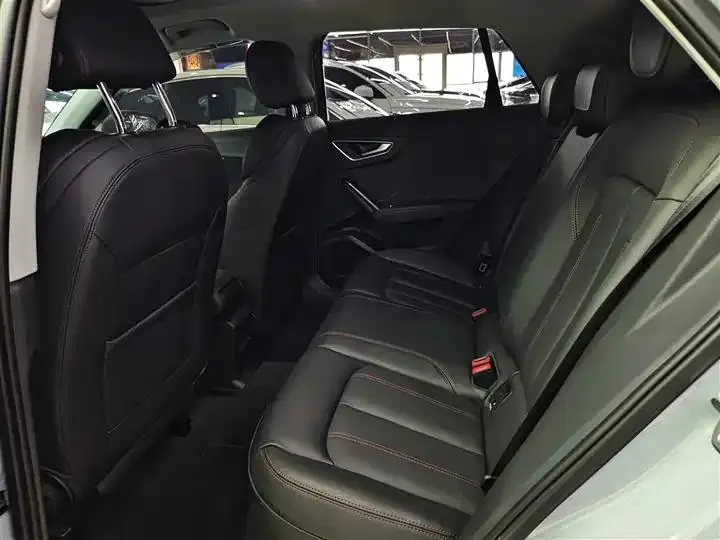 Audi Q2L 2024 35TFSI enterprising dynamic 12
