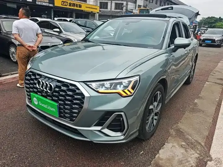 Audi Q3 Sportback 2020 40 TFSI Fashion Model - View 1