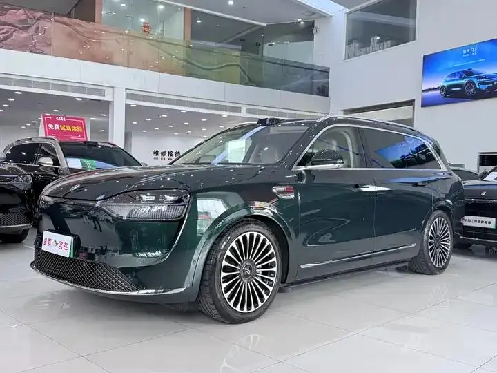 AITO M9 2025 Pure Electric Ultra Edition 100kWh 6-seat Edition (192 Line Laser Radar) - View 1