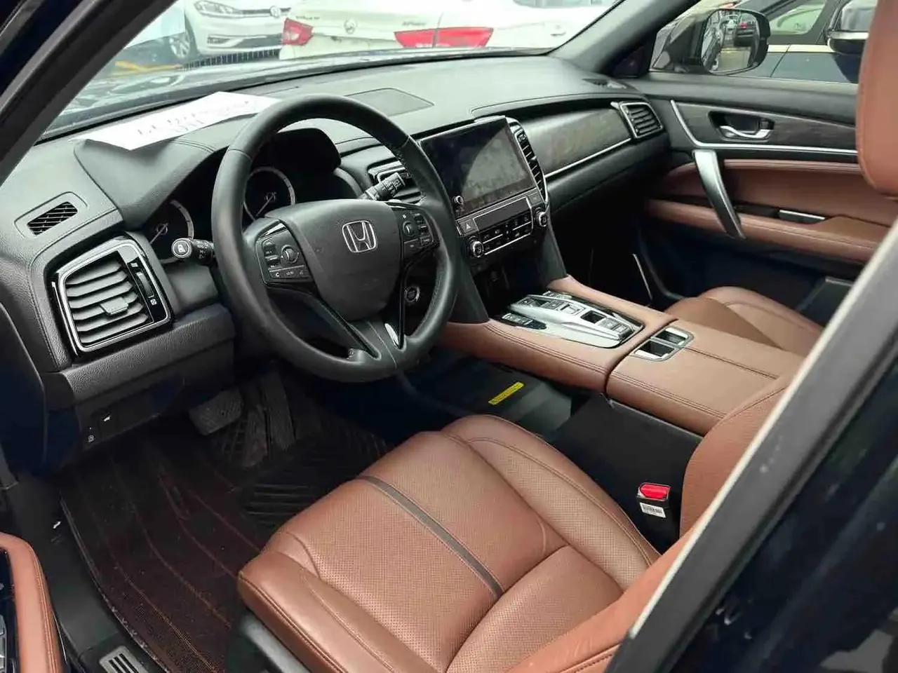 Honda UR-V 2020 370TURBO Two-Drive Elegant Edition 2