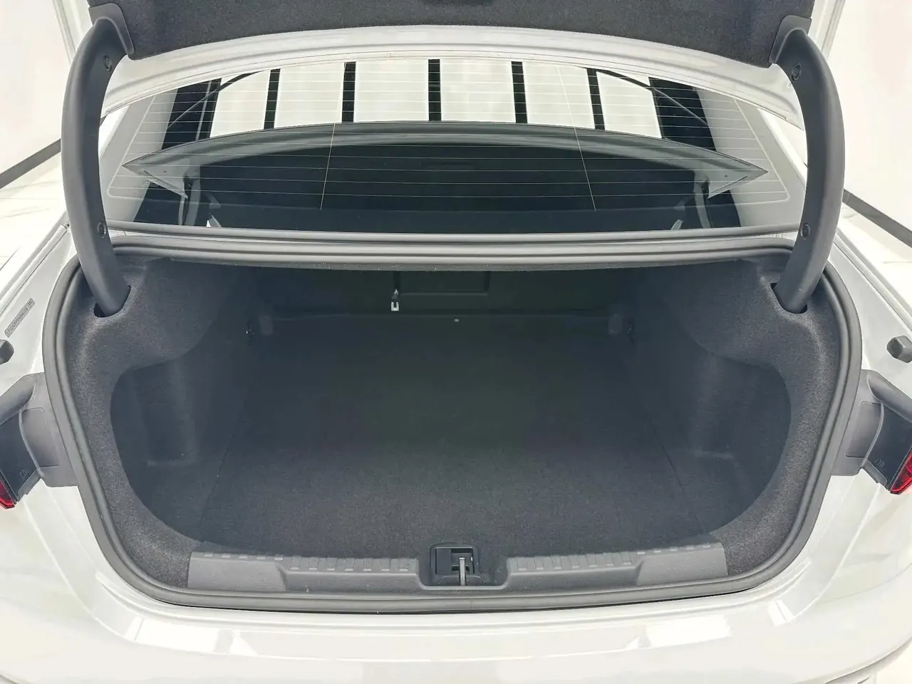 Audi A3 2022 model A3L Limousine 35 TFSI Sporty Style 15