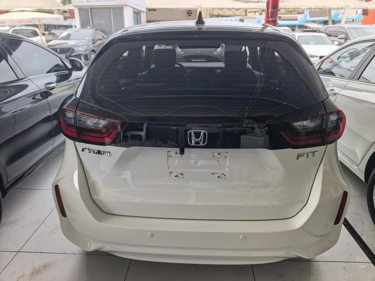 Fit 2021 1.5L CVT Trendy Edition 3