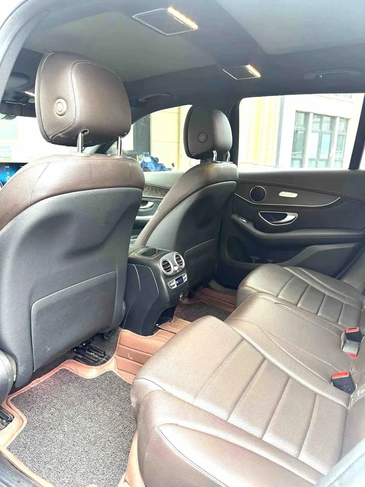 Mercedes Benz GLC 2020 model, facelifted GLC 300 L 4MATIC Sport version 4