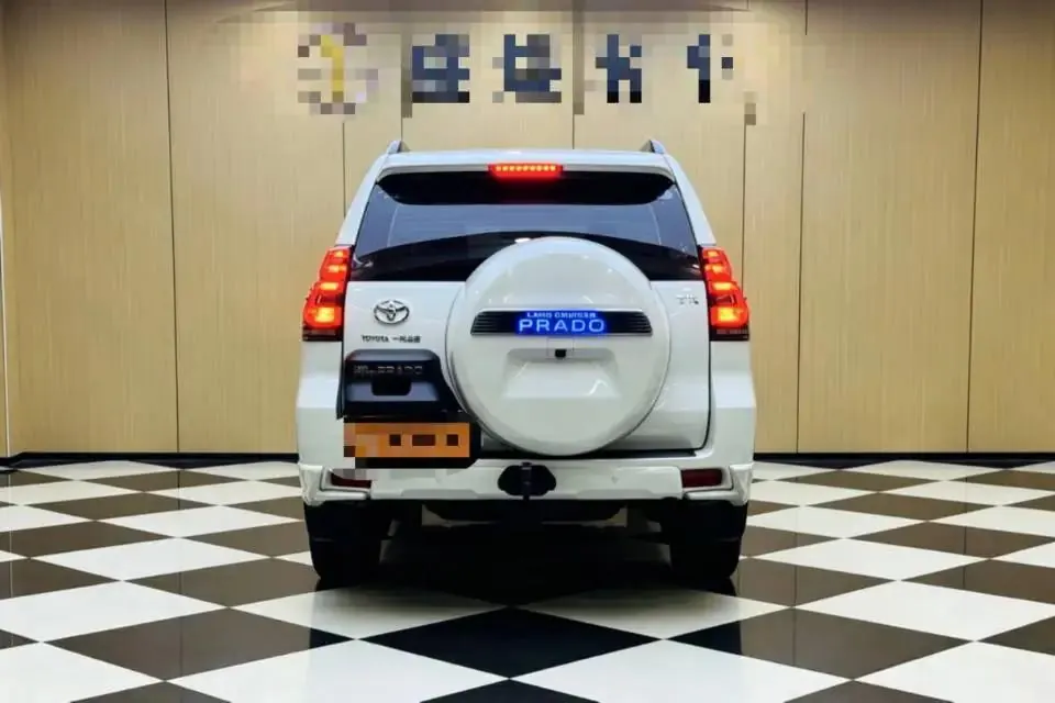 2019 Prado 3.5L Automatic TX-L Prestige Edition with Rear-Swing Spare Tire 5