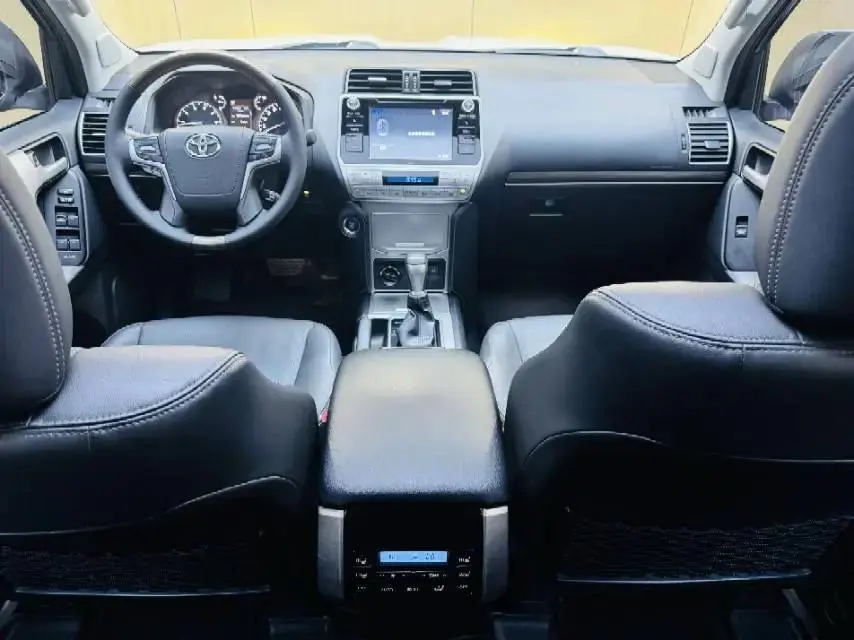 2019 Prado 3.5L Automatic TX-L Prestige Edition with Rear-Swing Spare Tire 7