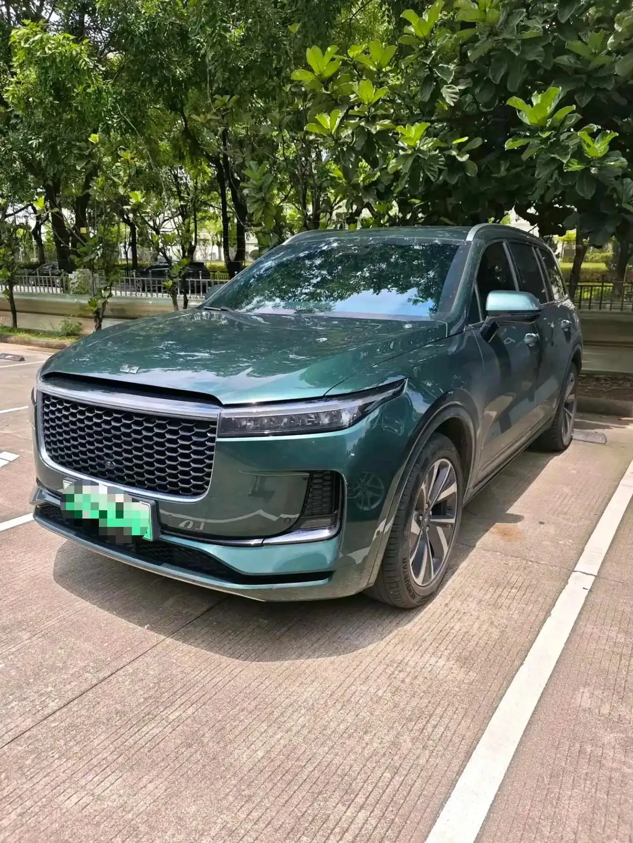 Открыть галерею: Li ONE 2021 Range-Extended 6-Seater Version