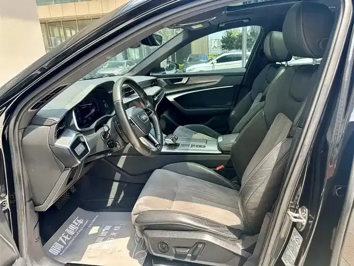 Audi A6L 2020 45 TFSI Selected Dynamic Type 10