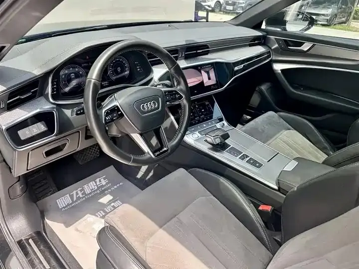 Audi A6L 2020 45 TFSI Selected Dynamic Type 9