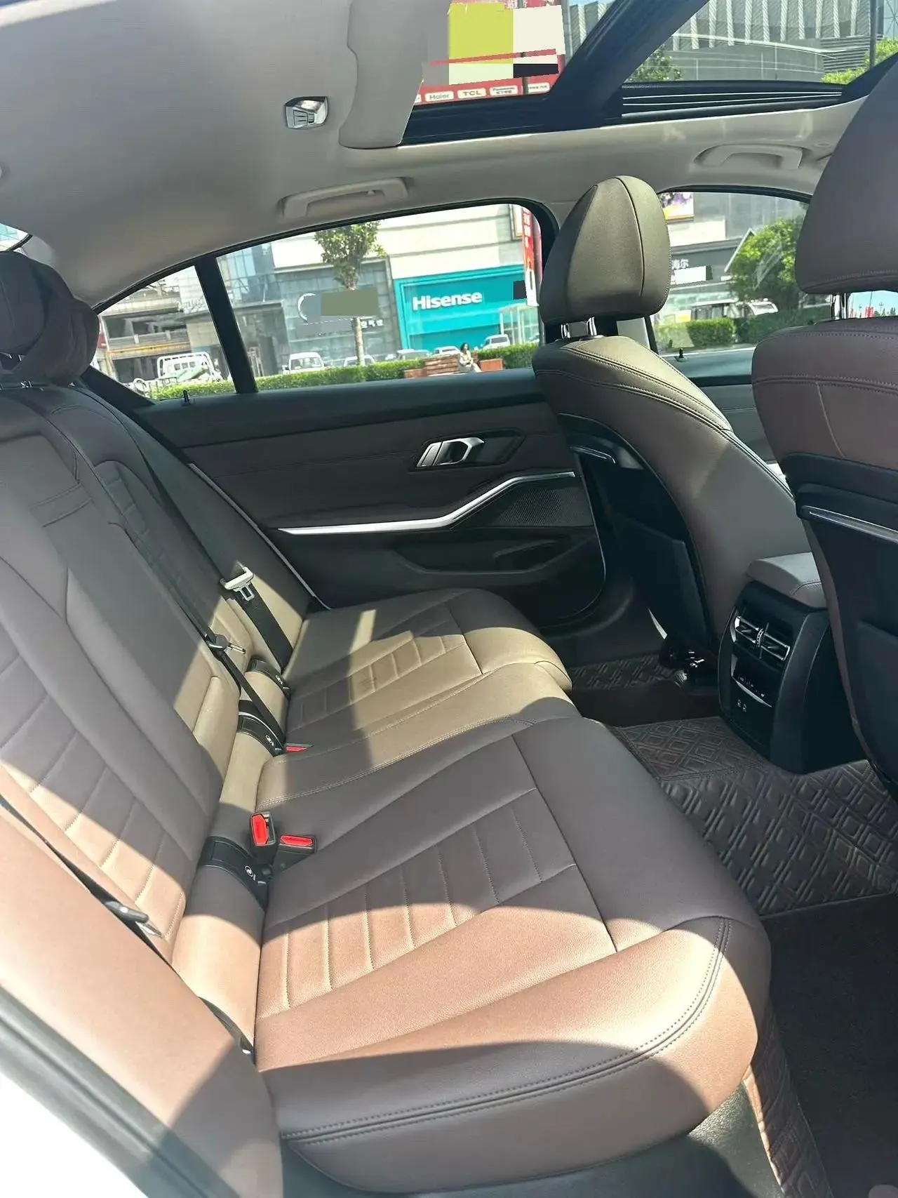 BMW 3 Series 2020 325Li M Sports Suit 4