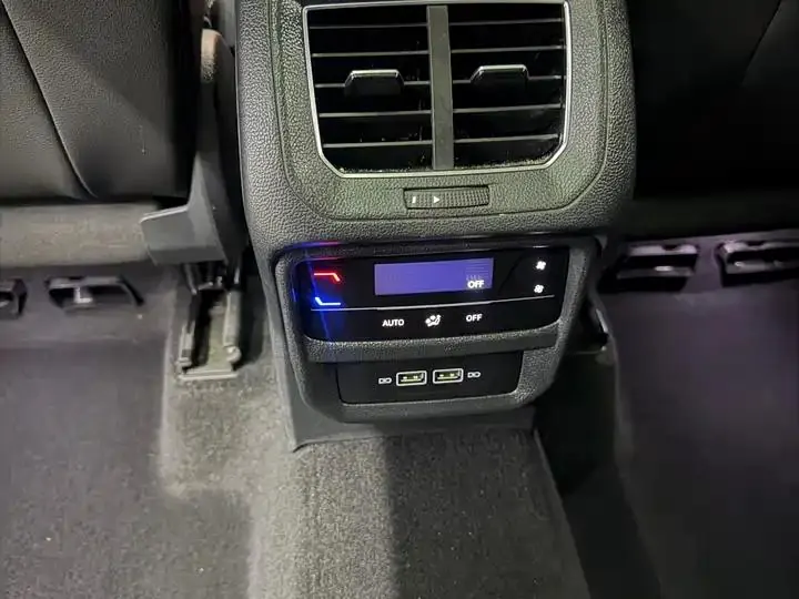 Tangyue 2022 280TSI Front-Wheel-Drive Luxury Smart Connectivity Edition 14