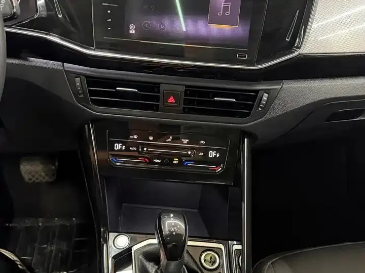 Tangyue 2022 280TSI Front-Wheel-Drive Luxury Smart Connectivity Edition 16