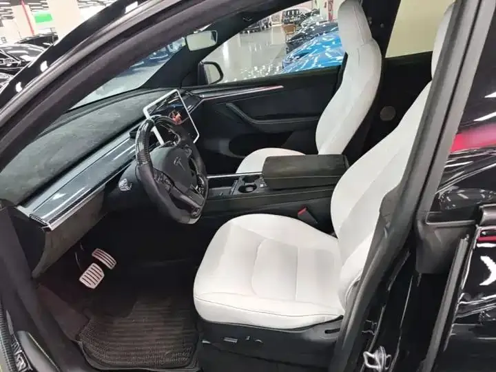 Model Y 2021 Performance High Performance All Wheel Drive 15