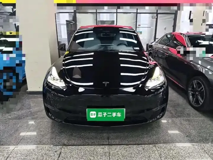 Model Y 2021 Performance High Performance All Wheel Drive 3