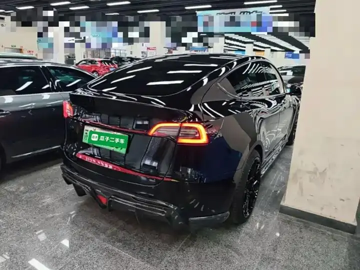 Model Y 2021 Performance High Performance All Wheel Drive 7