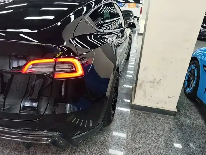 Model Y 2021 Performance High Performance All Wheel Drive 8