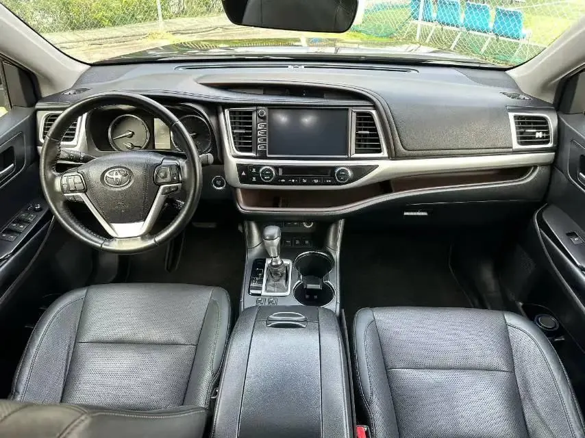 Highlander 2018 2.0T 4-wheel drive deluxe edition 7-seat national v 5