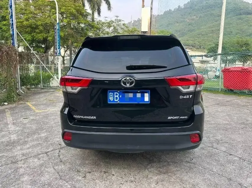 Highlander 2018 2.0T 4-wheel drive deluxe edition 7-seat national v 8