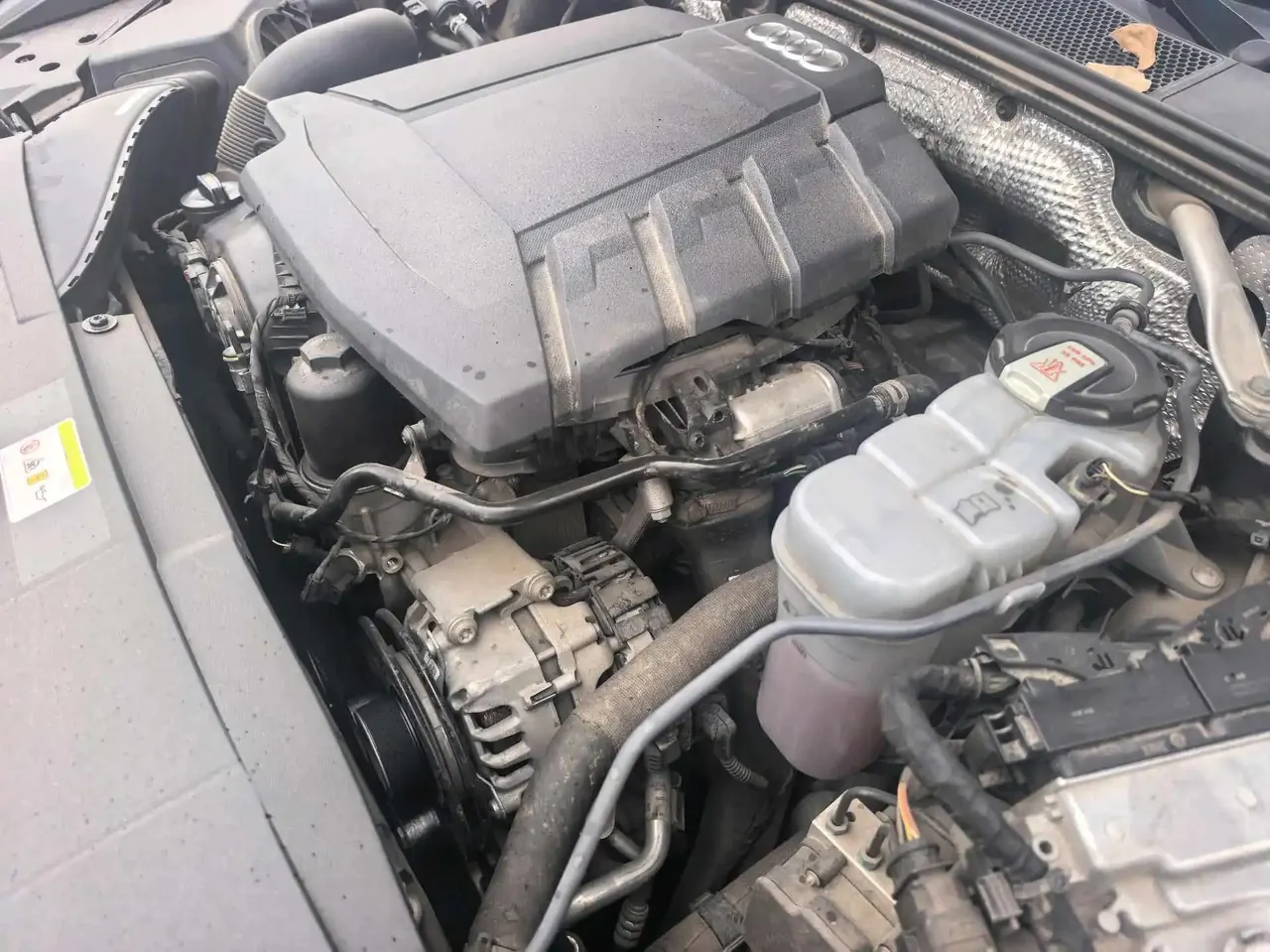 Audi A6L 2021 40 TFSI Deluxe Dynamic 18