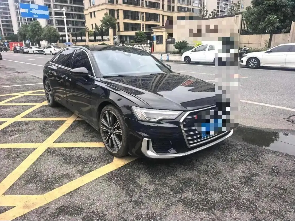 Audi A6L 2021 40 TFSI Deluxe Dynamic 3