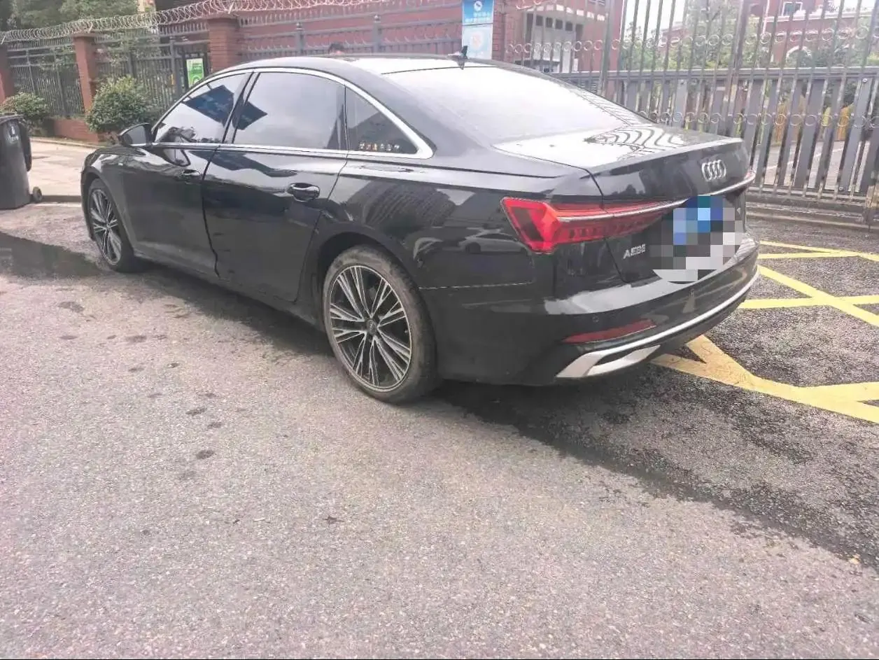 Audi A6L 2021 40 TFSI Deluxe Dynamic 5