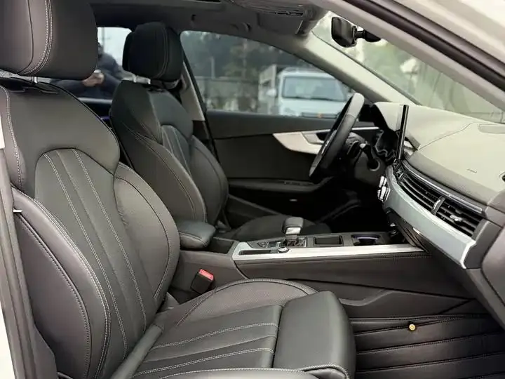 Audi A4L 2023 model, 40 TFSI Luxury Dynamic Edition 14