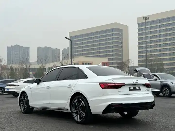 Audi A4L 2023 model, 40 TFSI Luxury Dynamic Edition 4