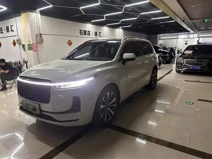 Li ONE 2021 Range-Extended 6-Seater Version 3
