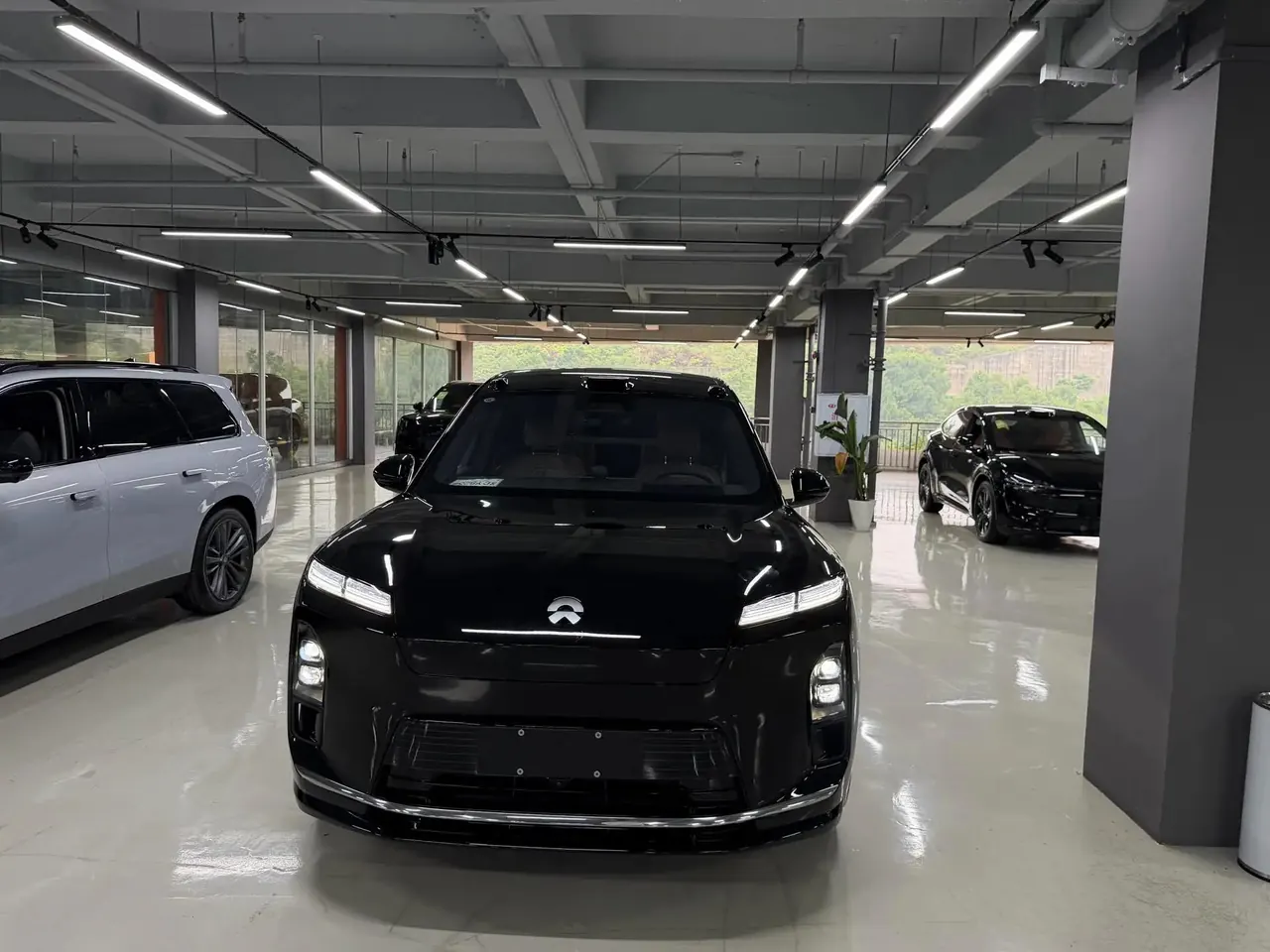 NIO 2026 ES8 6-seat executive signature version automatic gear 2