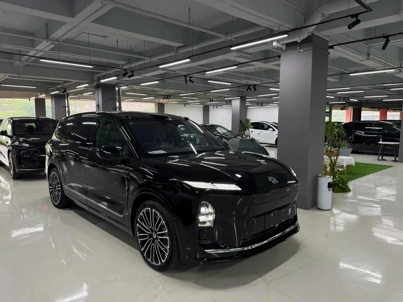 NIO 2026 ES8 6-seat executive signature version automatic gear 3