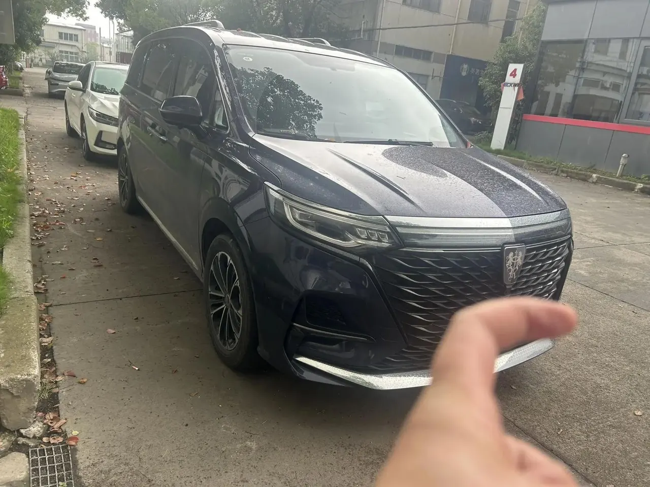 Roewe iMAX8 2021 400TGI Ultimate 3