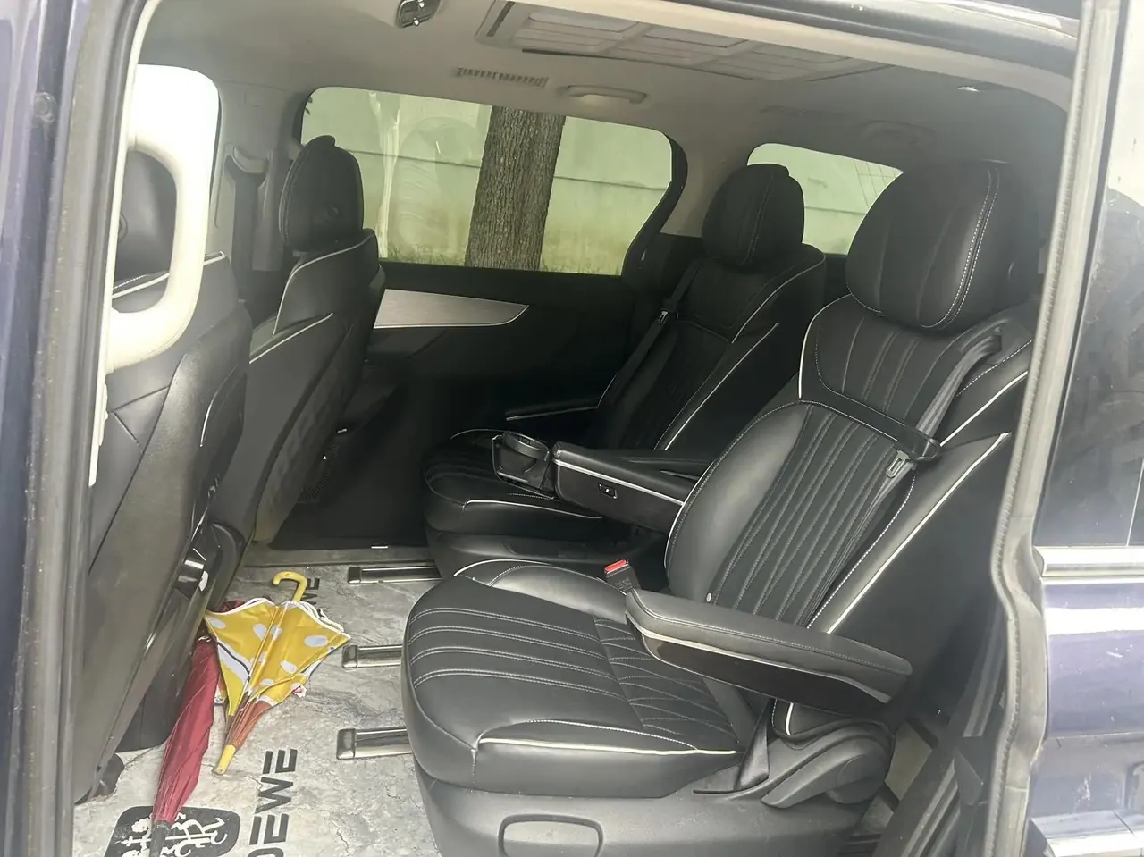 Roewe iMAX8 2021 400TGI Ultimate 6