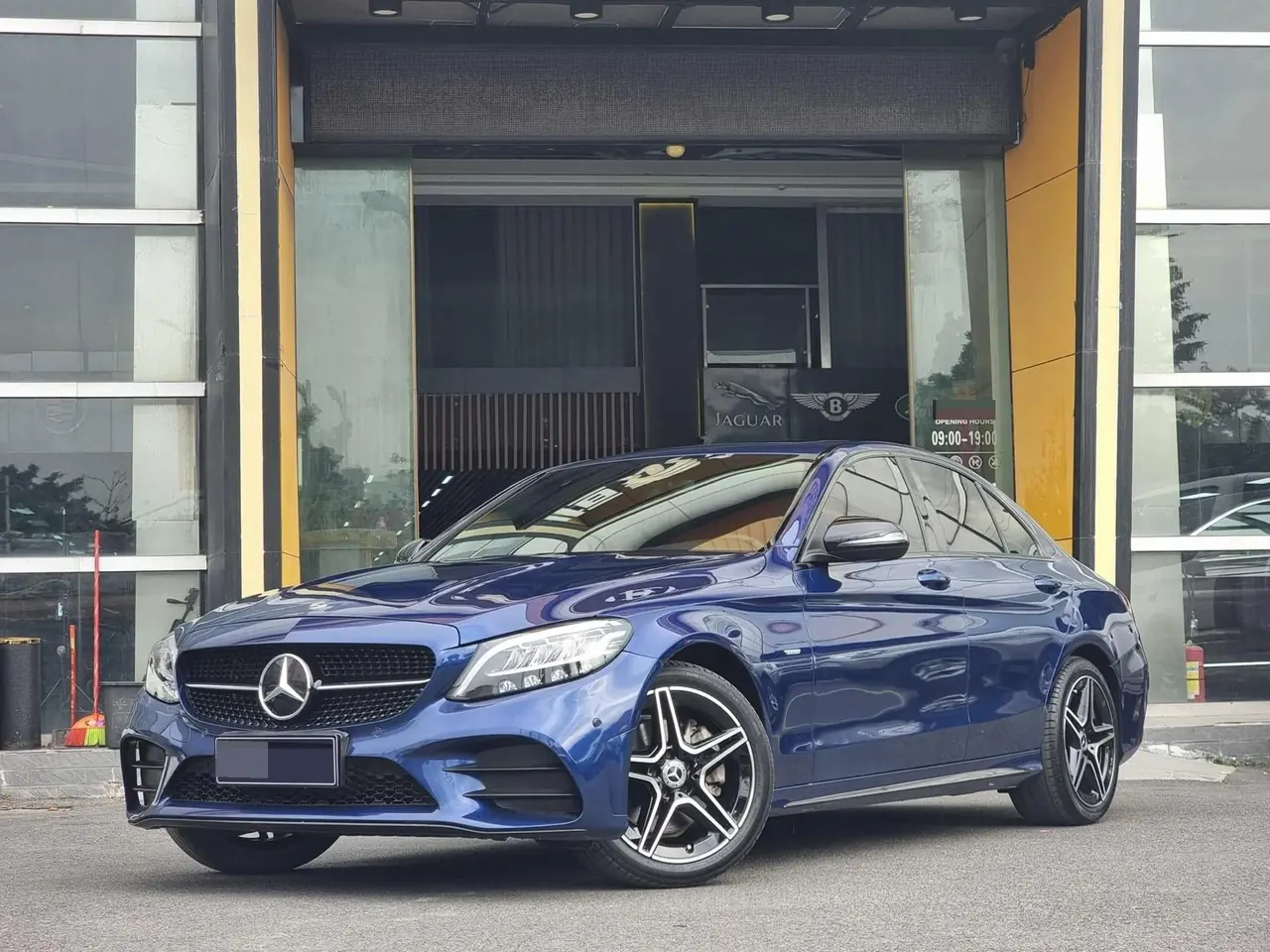 Mercedes Benz C- Class 2021 C 260 L Sport Edition - View 1