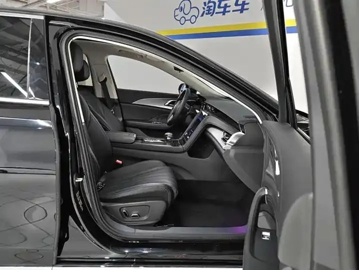HongQi H5 2024 model 1.5T DCT Intelligent Connected Flag Charm Edition 8