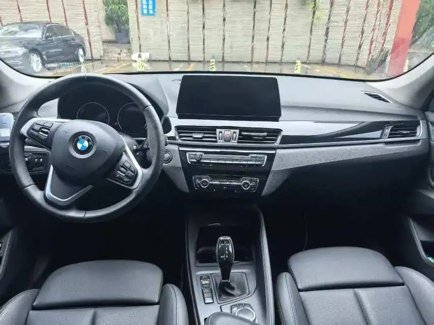 BMW X1 2020 sDrive25Li Luxury Model 5