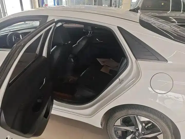 Elantra 2022 1.5L CVT GLX Elite Edition 6
