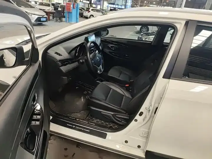 2022 YARiS L IZOA IZOA X 1.5L CVT Luxury PLUS Edition 5