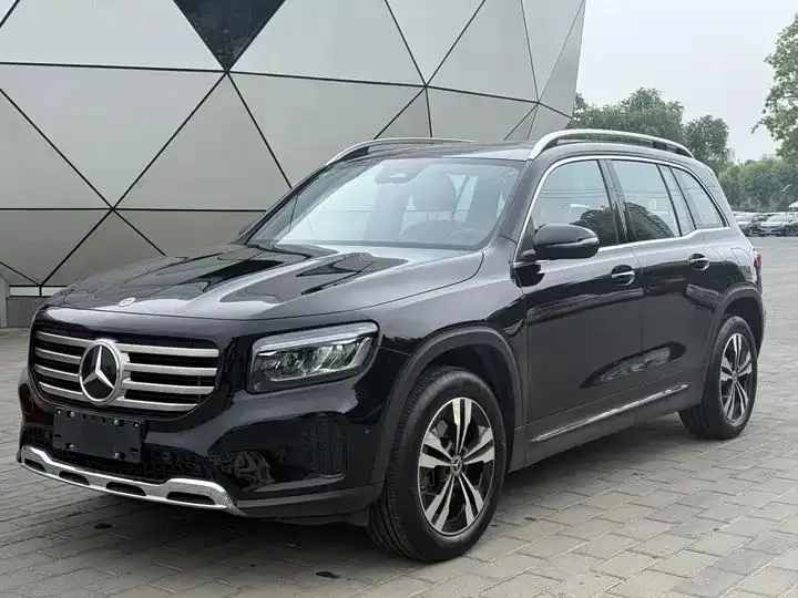 Mercedes Benz GLB 2024 model modified GLB 200 dynamic model - View 1