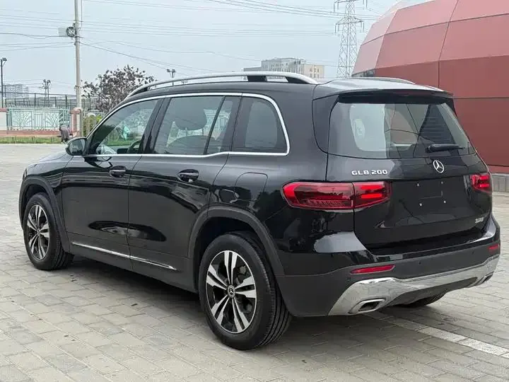 Mercedes Benz GLB 2024 model modified GLB 200 dynamic model 6