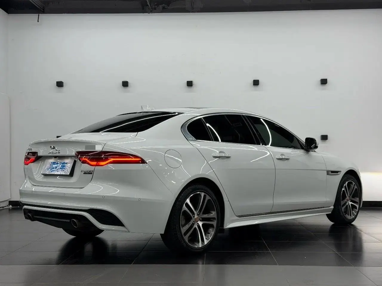 Jaguar XEL 2021 2.0T 200PS R-DYNAMIC Youth Sports Edition 11
