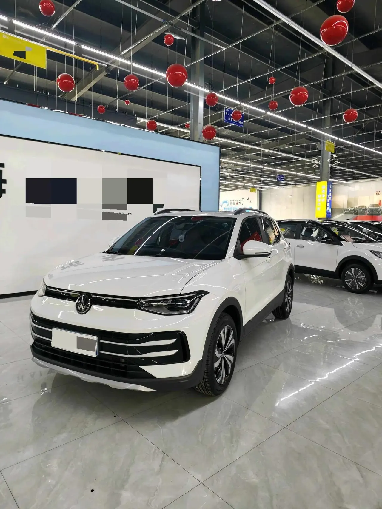 Volkswagen 2025 Tharu Neo 1.5 Ruiyi Edition Automatic - View 1