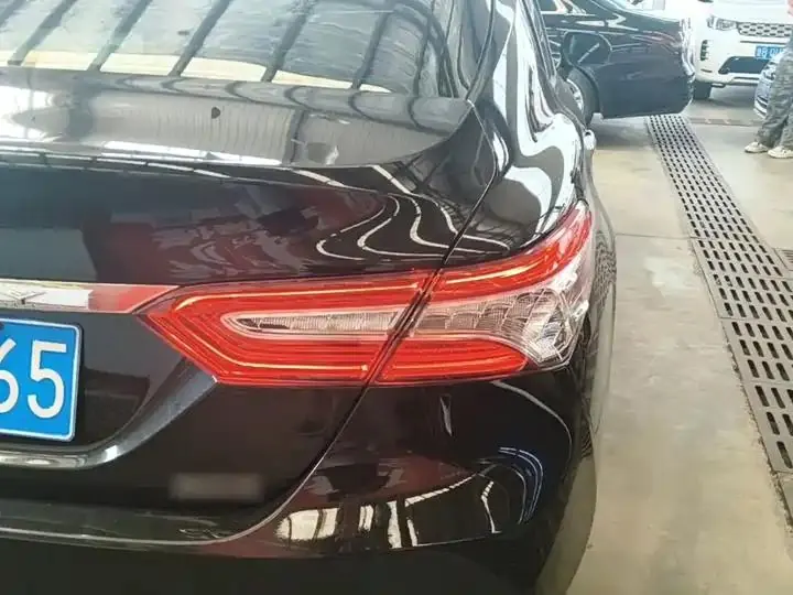 Camry 2021 2.0G Luxury Edition 8