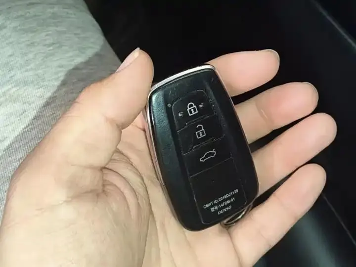 Camry 2021 2.0G Luxury Edition 9