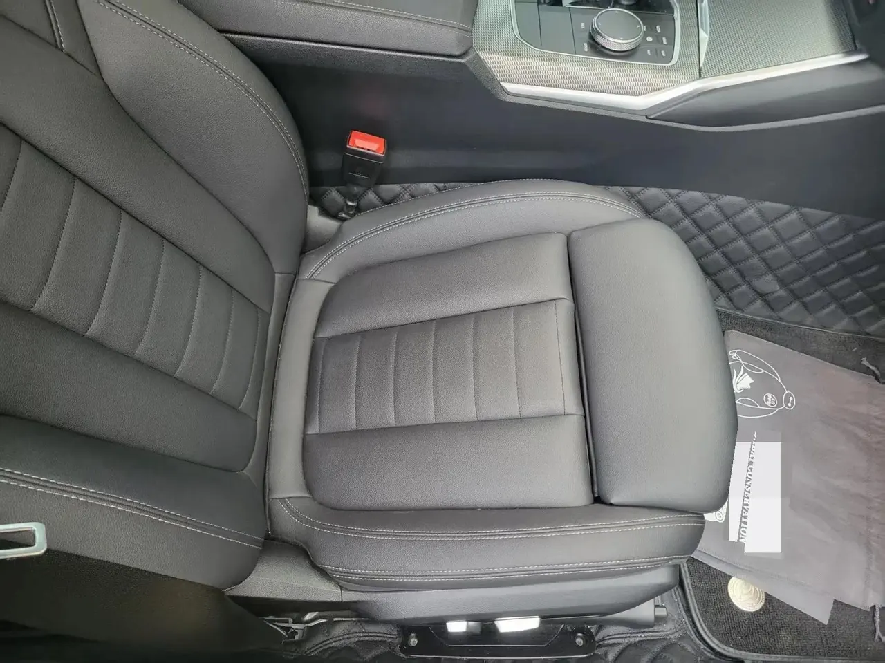 BMW 3 Series 2021 325Li M Sports Night Suit 7