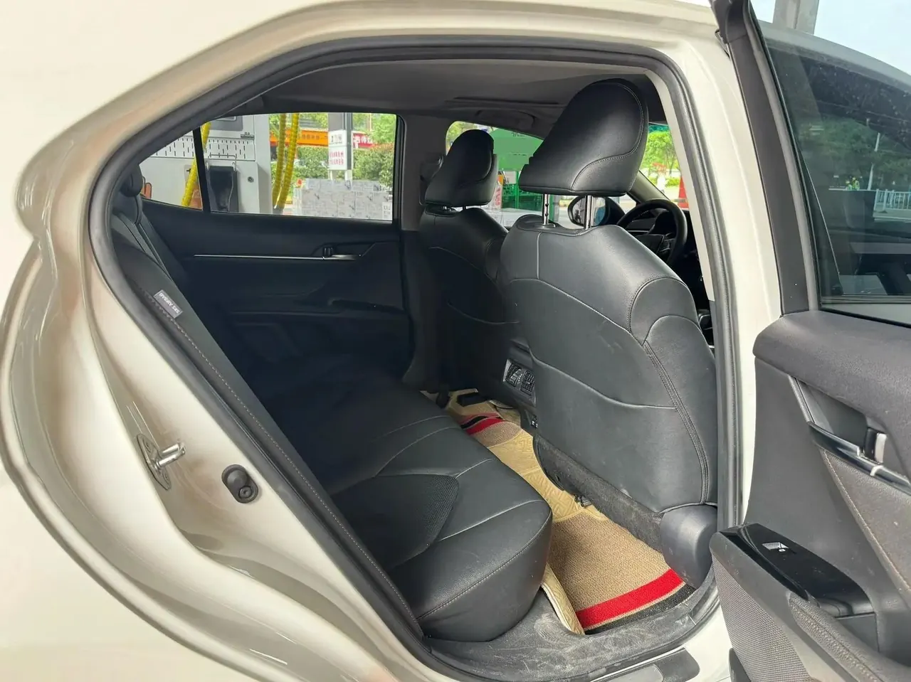 Camry 2019 facelift 2.5G Deluxe Edition 4