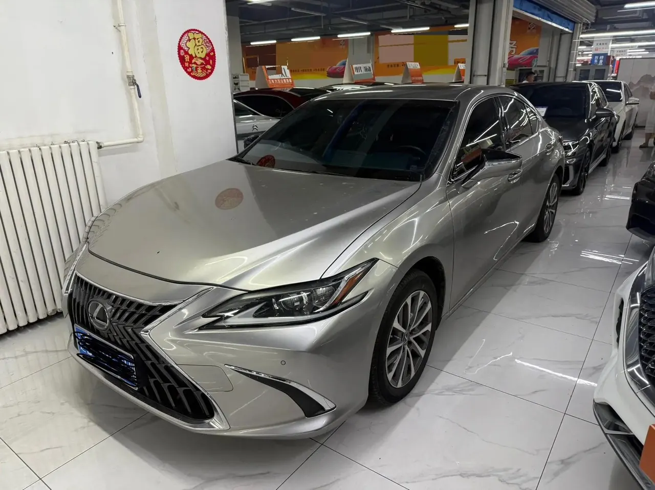 Open image lightbox: Lexus ES 2022 200 Executive Edition