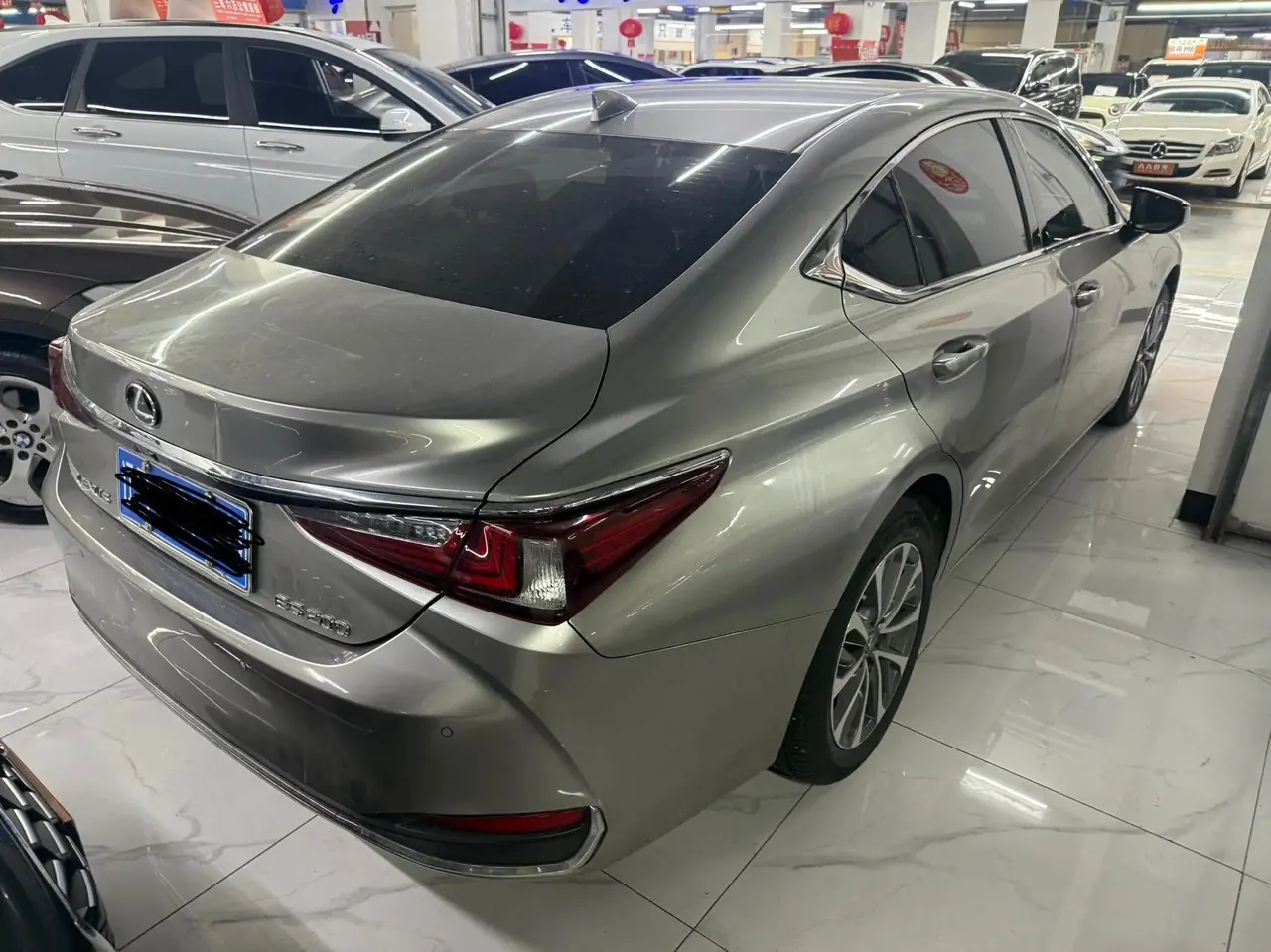 Lexus ES 2022 200 Executive Edition 7