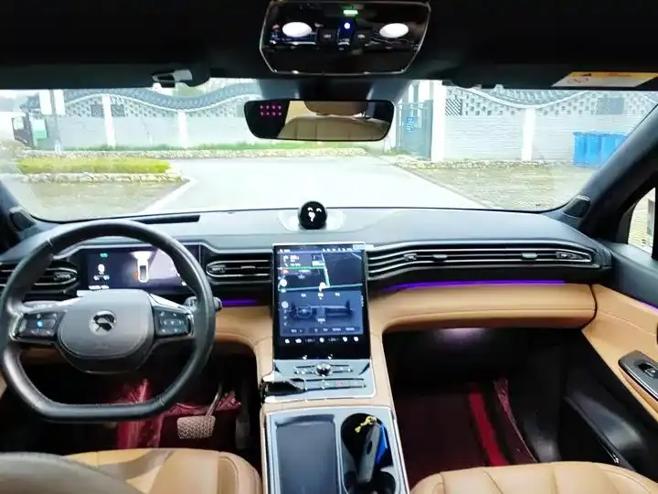 NIO ES8 2022 100kWh signature version six 9
