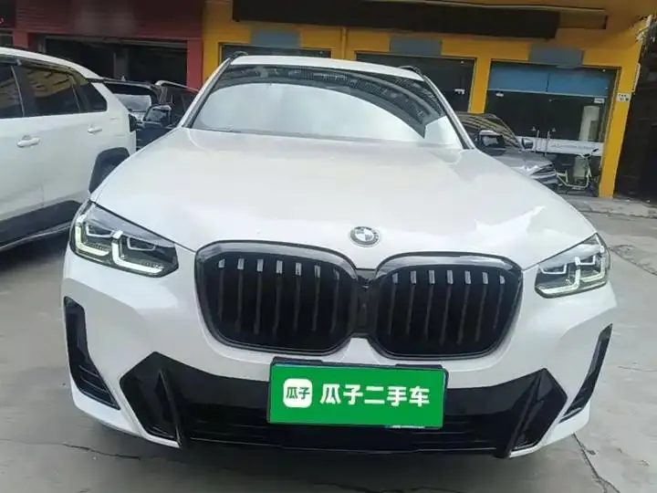 BMW X3 2023 facelift xDrive30i exclusive M obsidian night suit 3