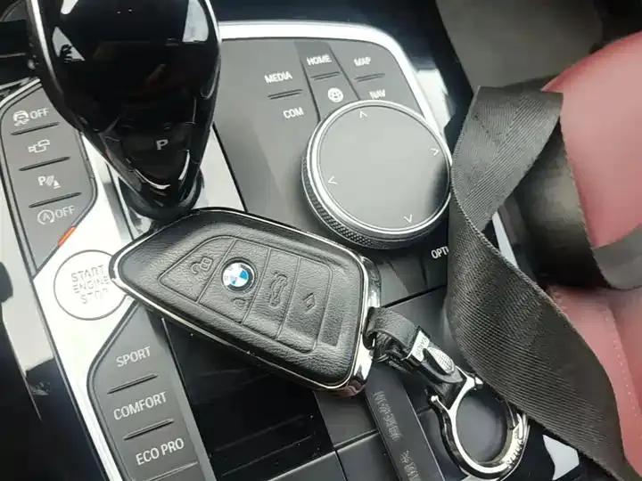 BMW X3 2023 facelift xDrive30i exclusive M obsidian night suit 9