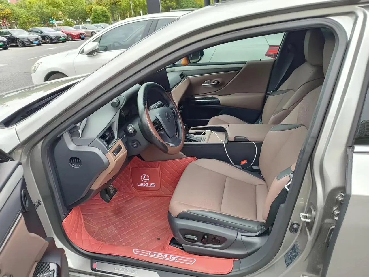 Lexus ES (Imported) 2025 ES200 2.0 CVT Prestige Edition Automatic 5